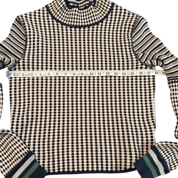 Free People WE THE FREE  Mock Neck Long Sleeve Sweater Womens M Academia Preppy - Picture 6 of 8